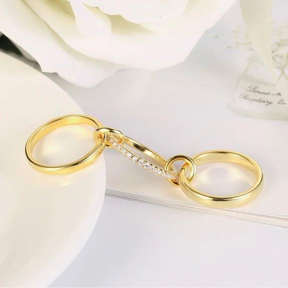 Linked Ring Stack - Picture 3 of 4